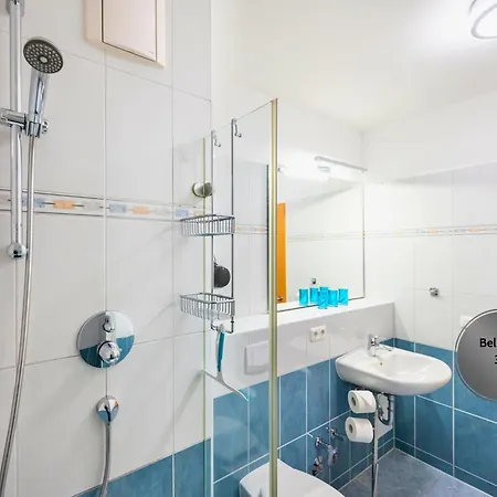 Ostsee-traumferienwohnungen Bel Vital Mit Meerblick, Balkon Und Sauna 빈츠